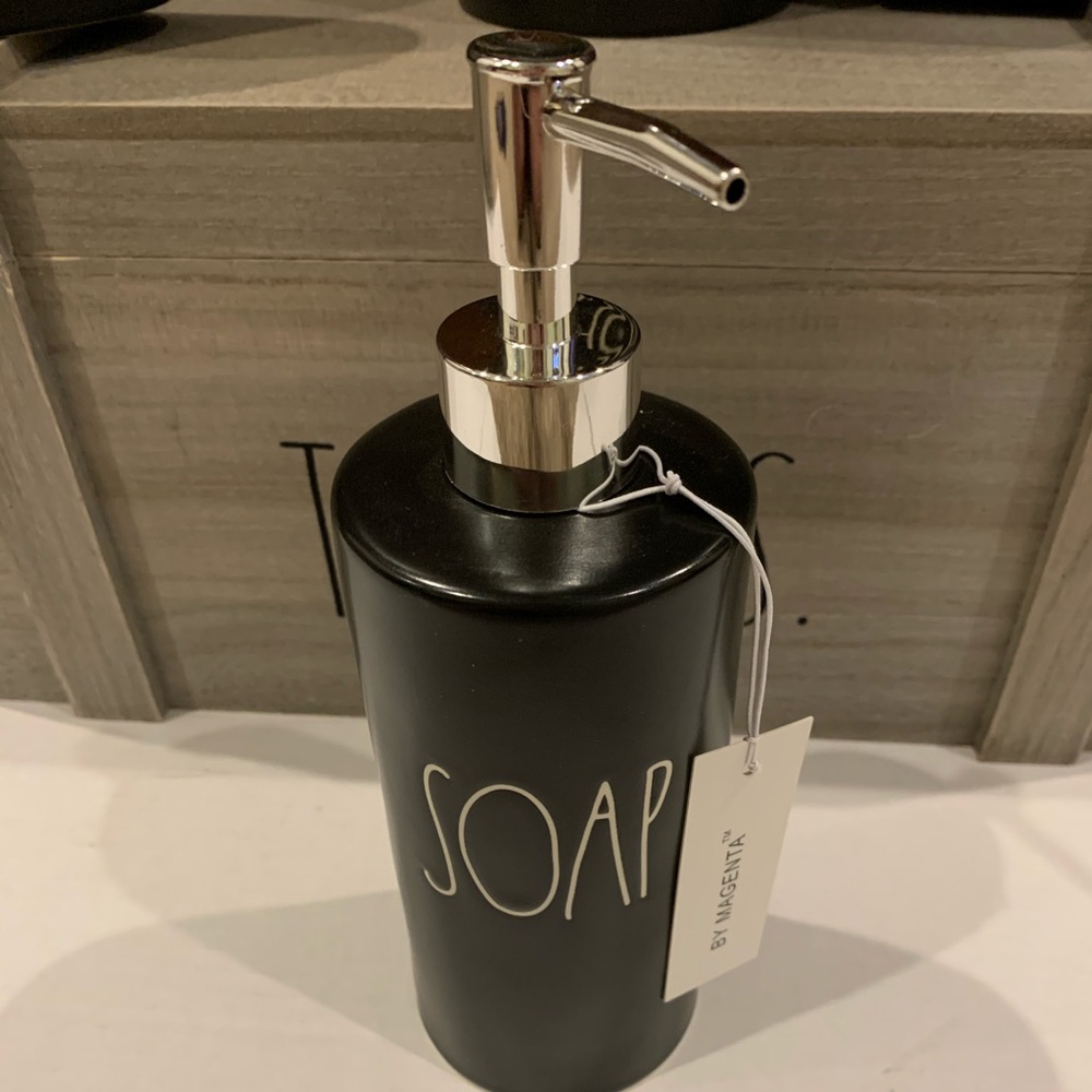 Rae Dunn SOAP Dispenser